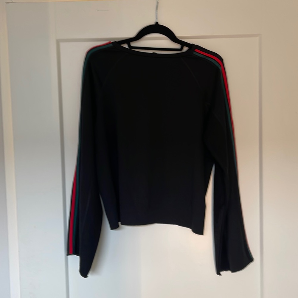 NWT Gottex Studio•Athleisure Flare Sleeve Top